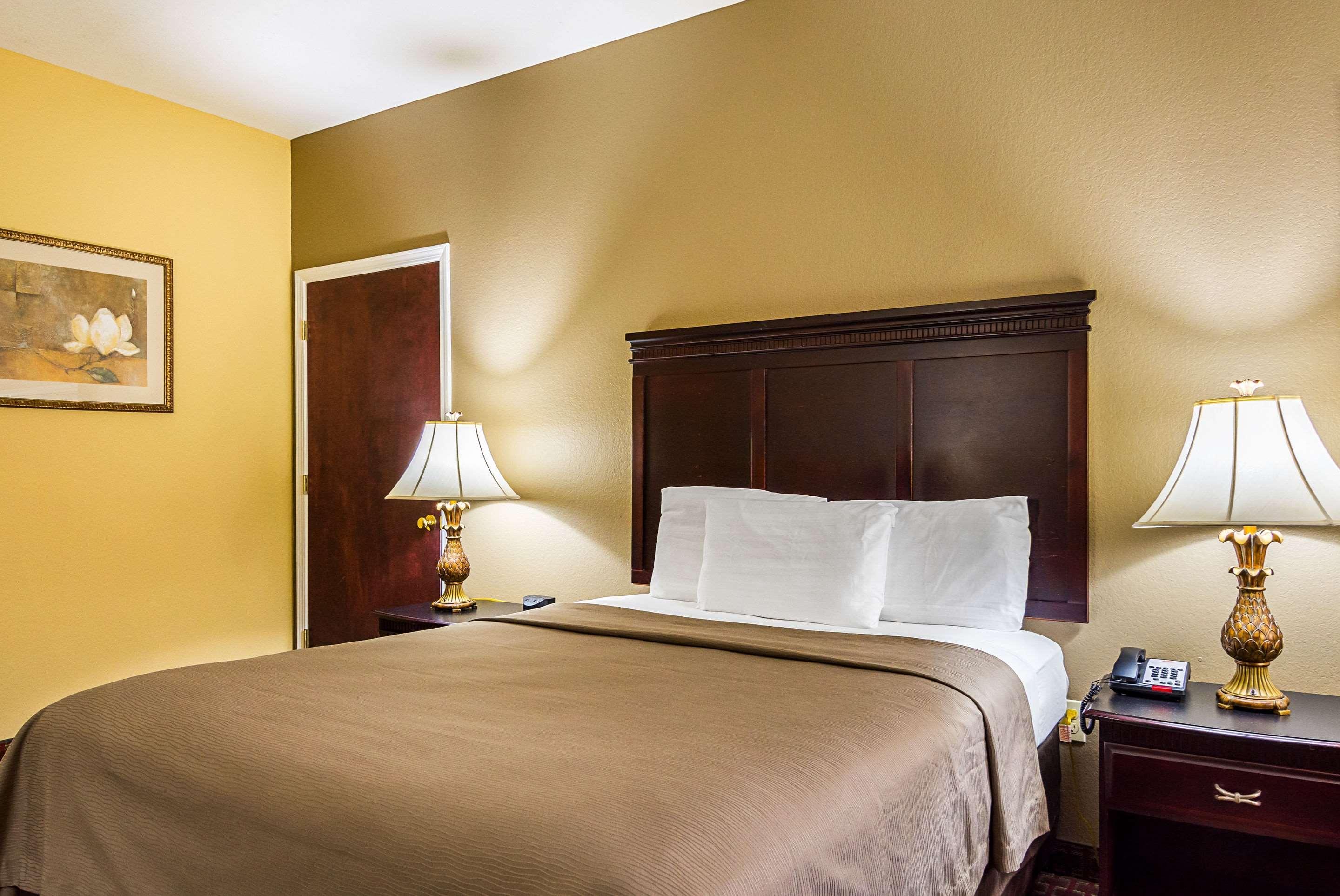 Econo Lodge Inn&Suites Bryant Extérieur photo