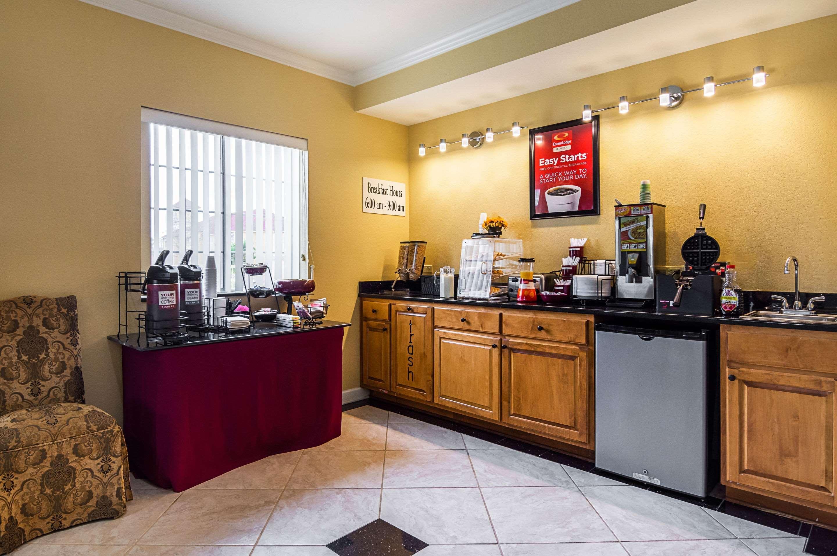 Econo Lodge Inn&Suites Bryant Extérieur photo