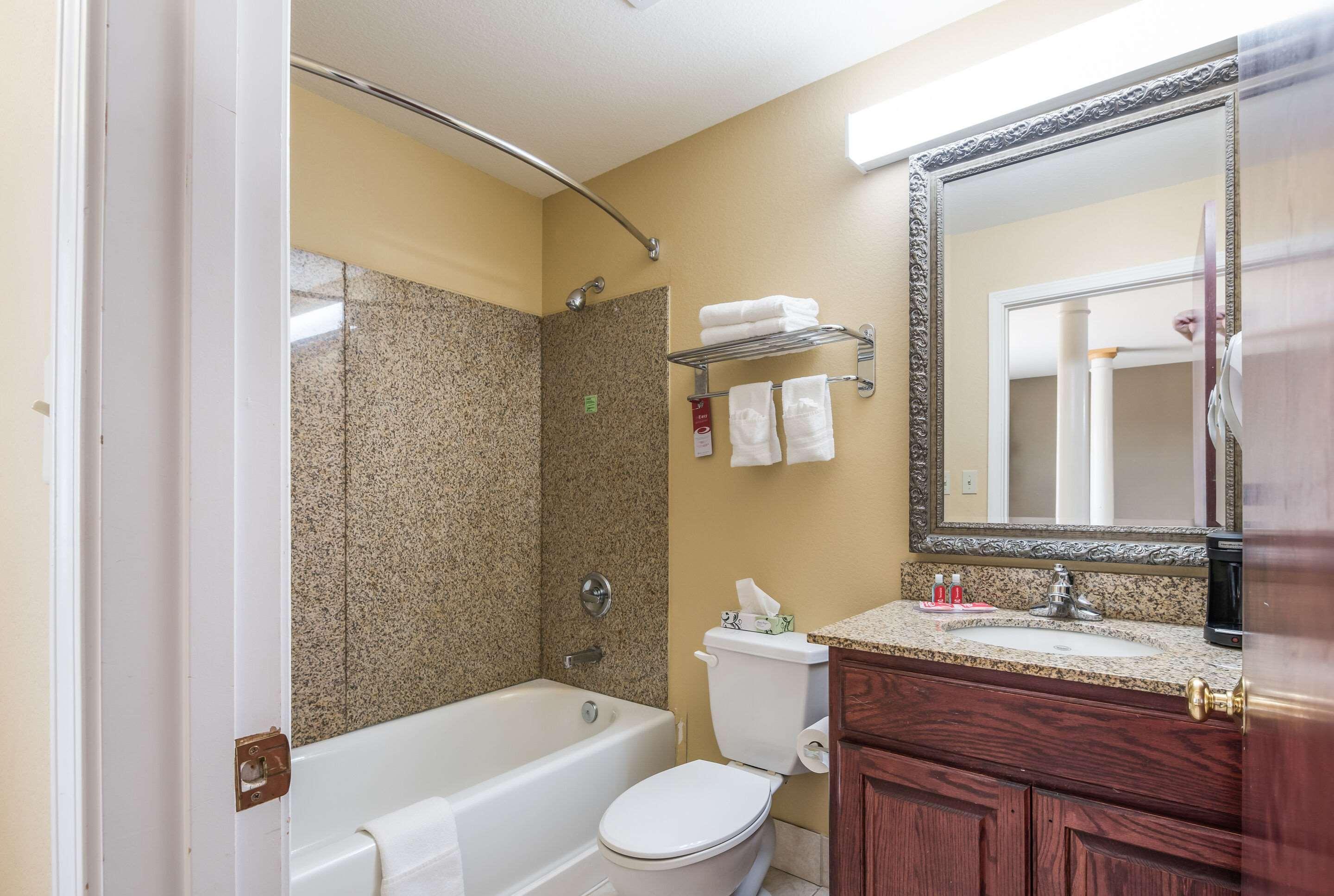 Econo Lodge Inn&Suites Bryant Extérieur photo