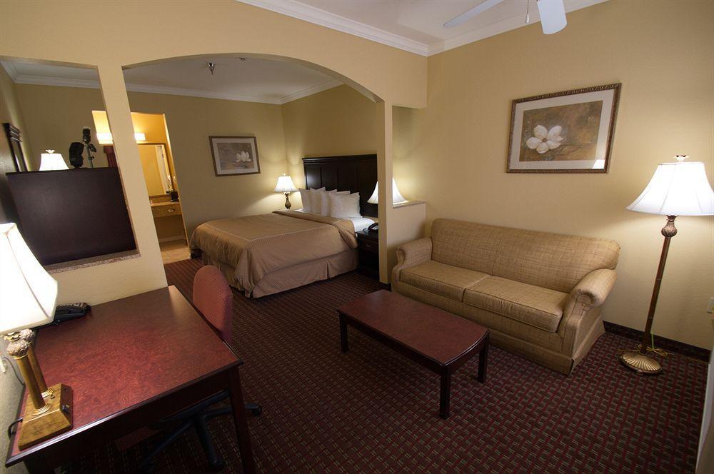 Econo Lodge Inn&Suites Bryant Extérieur photo